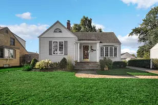 2826 Garfield Ave, Highland, IN 46322 - Photo 1