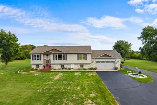 647 W 1100 N, Wheatfield, IN 46392 - Photo 1