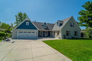 617 Helen Ct, Crown Point, IN 46307 - Photo 1