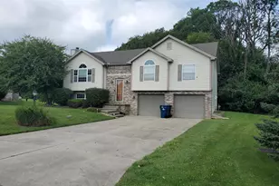 246 Pixley Ct, Valparaiso, IN 46385 - Photo 1