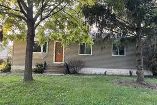 1212 Cedar Ln, Dyer, IN 46311 - Photo 1