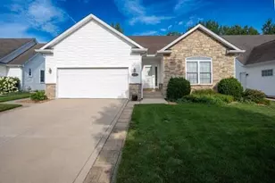 10435 Maine Dr, Crown Point, IN 46307 - Photo 1