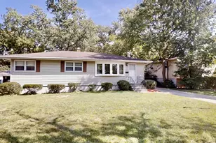 415 N Glenwood Dr, Griffith, IN 46319 - Photo 1