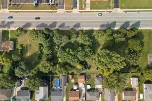 937-1009 N Broad St, Griffith, IN 46319 - Photo 1