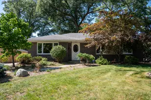 610 N Arbogast St, Griffith, IN 46319 - Photo 1