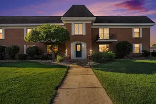 1638 Camellia Dr, Munster, IN 46321 - Photo 1