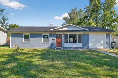 2816 W 38th Place, Hobart, IN 46342 - Photo 1