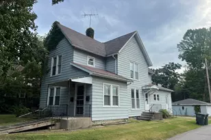 253 S Greenwich St, Valparaiso, IN 46383 - Photo 1