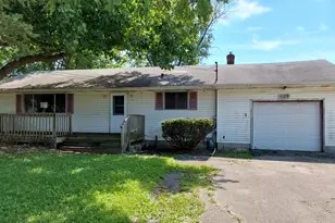 1029 E 64th Pl, Merrillville, IN 46410 - Photo 1