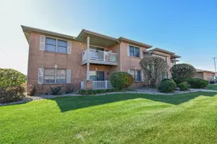 9735 Wildwood Ct, Highland, IN 46322 - Photo 1