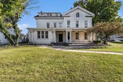 549 Lincoln Way W, Mishawaka, IN 46544 - Photo 1