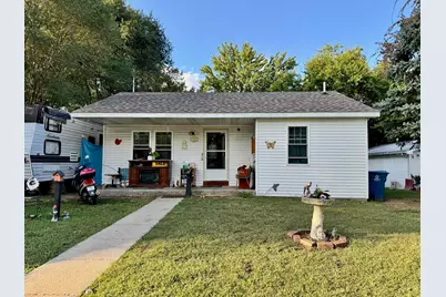 305 W Bender Street, Knox, IN 46534 - Photo 1