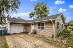 501 W Elizabeth St, Kouts, IN 46347 - Photo 1