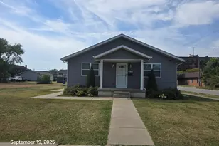 604 Harrison St, Gary, IN 46402 - Photo 1