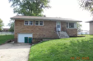 6709 Jefferson St, Merrillville, IN 46410 - Photo 1