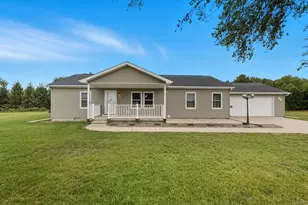 5820 S Spearmint Ln, Knox, IN 46534 - Photo 1