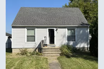 918 W 38th Place, Hobart, IN 46342 - Photo 1