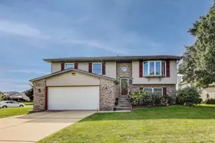 1235 W 99th Ave, Crown Point, IN 46307 - Photo 1