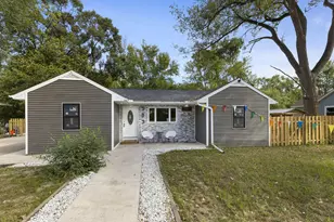 953 Colfax St, Gary, IN 46406 - Photo 1