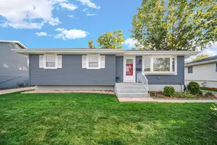 708 212th St, Dyer, IN 46311 - Photo 1