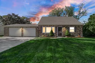 746-1 Capitol Rd, Valparaiso, IN 46385 - Photo 1