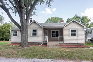 4589 Roosevelt St, Gary, IN 46408 - Photo 1