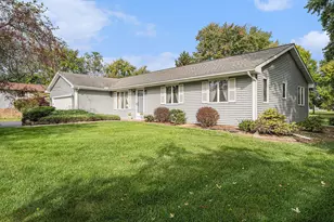 3359 Blue Jay Dr, Valparaiso, IN 46383 - Photo 1