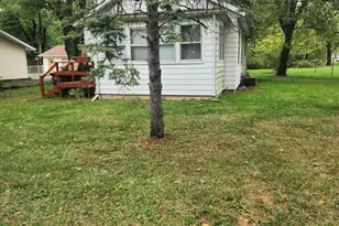 5272 Concord Ave, Portage, IN 46368 - Photo 1