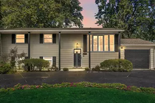 2910 W 76th Ln, Merrillville, IN 46410 - Photo 1