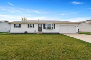 5103 Woodbridge Ave, Portage, IN 46368 - Photo 1
