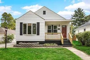 1123 State St, Hobart, IN 46342 - Photo 1