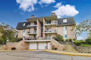 205 W Joliet St, Schererville, IN 46375 - Photo 1