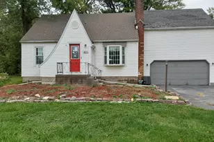 411 N Union St, Hobart, IN 46342 - Photo 1
