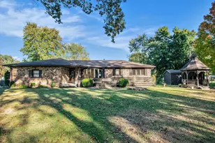 7232 W Lynwood Dr, Michigan City, IN 46360 - Photo 1