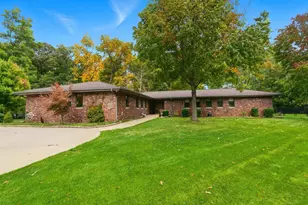 8903 Edison St, Crown Point, IN 46307 - Photo 1