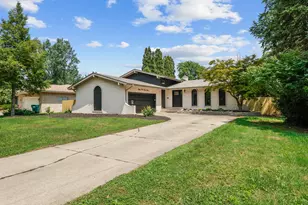 8147 Oakwood Ave, Munster, IN 46321 - Photo 1