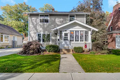 916 E Home Avenue, Hobart, IN 46342 - Photo 1