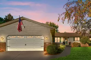 801 Courtney Dr, Crown Point, IN 46307 - Photo 1