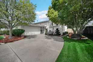 621 Pierce Ave, Dyer, IN 46311 - Photo 1