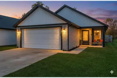 614 Brown Avenue, Mishawaka, IN 46545 - Photo 1