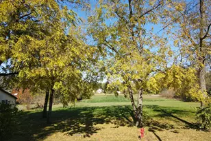 302 W Beaver St, Morocco, IN 47963 - Photo 1