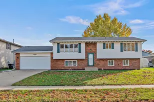 6401 Kristina Ave, Portage, IN 46368 - Photo 1