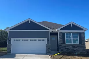 7503 E 116th Pl, Winfield, IN 46307 - Photo 1