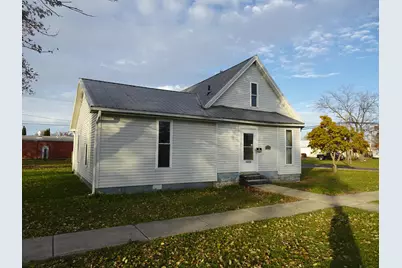 330 E Elm Street, Rensselaer, IN 47978 - Photo 1