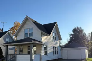 412 Woodbine St, La Porte, IN 46350 - Photo 1