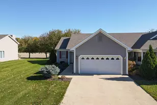 431 Pheasant Run, Rensselaer, IN 47978 - Photo 1