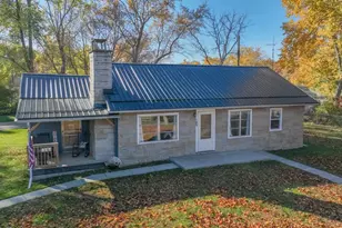 105 Meadowbrook Blvd, Kingsford Heights, IN 46346 - Photo 1