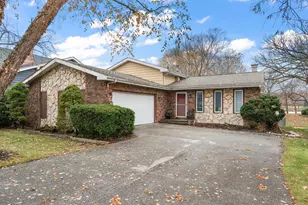 1586 Sunnyslope Dr, Crown Point, IN 46307 - Photo 1