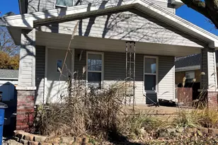 275 W Coolspring Ave, Michigan City, IN 46360 - Photo 1