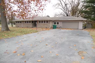 7710 Madison St, Merrillville, IN 46410 - Photo 1